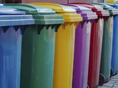 11 pojemników na śmieci w naszych domach? Sprawdziliśmy, co co w tym chodzi