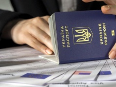 Grzmią o miliardach dla Ukraińców. A my sprawdzamy i chodzi o... promil budżetu