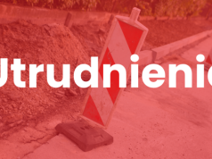 Mercedes wjechał w słup i barierkę na ul. Grunwaldzkiej w Bydgoszczy. Kierująca w szpitalu