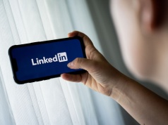 Jak znaleźć pracę na LinkedInie? „Najważniejsza jest odwaga”