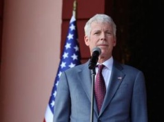 Takiego transportu jeszcze nie było w USA. Mały reaktor jądrowy w samolocie