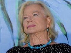 Filmowcy i przyjaciele żegnają Bożenę Dykiel na łamach gazety: "Nasza Sąsiadka z pasją uprawiająca swój piękny ogród"