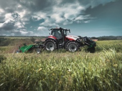 Steyr Expert z nową dwusprzęgłową skrzynią. Do 50 km/h i tryb automatyczny