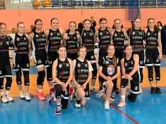 Koszykarki z Siedlec nie dały szans rywalkom