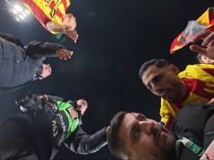 Zarzuty dla pseudokibica, który rzucił butelką w Michała Siejaka