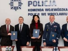 We Wrocławiu ma powstać gigantyczny kompleks policyjny. 30 budynków z własną rampą kolejową