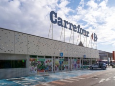 Kto przejmie Carrefour Polska – państwowy gracz, prywatny inwestor czy nikt?