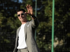 Lewandowski "dorzucił się" Owsiakowi. Za tyle poszedł fant z wielkiego meczu