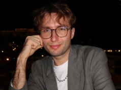 W sieci śledzą go miliony. Teraz zdobył się na szczere wyznanie. "Jestem z biednej rodziny"