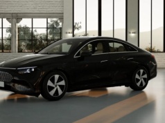 Mercedes CLA 250 EQ Tech trafia do oferty, cena od 224 900 złotych. Mniejsza bateria a waży tyle samo, co CLA 250+ EQ Tech