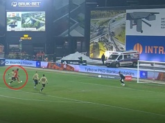 Legia patrzyła na to, co działo się w Niecieczy. Wtedy nastała 40. minuta