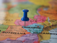 Cyfrowy skok czy pogłębiająca się przepaść? Dostęp do internetu w Afryce w 2025 roku