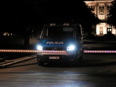 Atak nożownika w Zakopanem. Policja prowadzi obławę