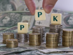 Wiek osoby zatrudnionej ma znaczenie tylko dla „zapisania” jej do PPK