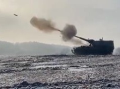 Rzeka pocisków dla Ukrainy. Nadal nie wiadomo, skąd je biorą