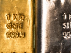 Złoto traci impet. Cena zeszła poniżej 4900 USD/u