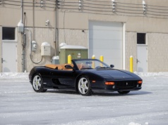 F355 Spider: analogowa legenda osiągnęła na aukcji 373 tys. dolarów