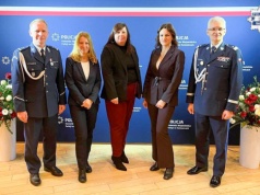 Dzień Służby Cywilnej w raciborskiej komendzie. Podziękowania dla pracowników administracji