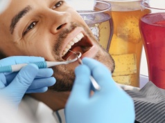 Dzisiejsi 30-latkowie stracą szybciej zęby niż ich rodzice