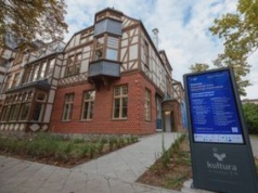 Artystyczne stypendia i pamięć o twórcy słownika języka polskiego