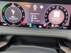 Wideo: Škoda Superb plug-in w trasie. Ile spali?