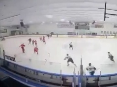 Przerażające sceny na meczu hokeja. Nagle zaczął strzelać. Są ofiary