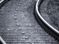 Śmiertelny wypadek na torach w Gdańsku. Są utrudnienia w kursowaniu pociągów