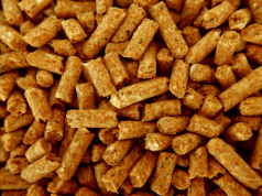 Polacy nie mogą kupić pelletu. Rząd uspokaja: Kryzysu nie ma