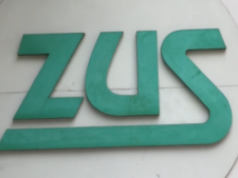 Świadczenie uzupełniające od ZUS. Sprawdź, kto otrzyma 500 zł w 2026 roku