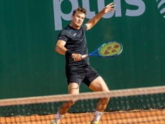 Polak przegrał osiem gemów z rzędu. To nie mogło się dobrze skończyć