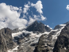 Tragedia w Alpach po zejściu lawiny. Nie żyje Polak
