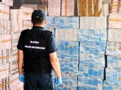 Korupcja celników na przejściu w Terespolu. Przez granicę przejechały miliony paczek papierosów