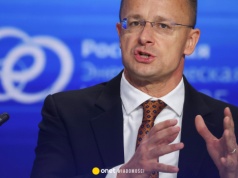 Węgierski minister grzmi o układzie lidera opozycji i UE. "Nie może im odmówić"