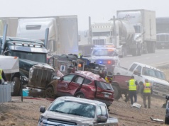 Zderzenie ponad 30 aut w Kolorado. Wiele ofiar potężnego karambolu