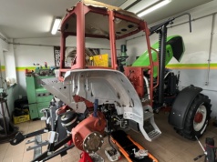 Zduntrac Ursus C-360. Prace przy hydraulice dobiegły końca