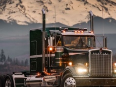 USA wracają do 2009 r. Ciężarówki będą kanciaste i paliwożerne?