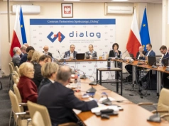 23 mld zł dziury i spór o płace. Posiedzenie Trójstronnego Zespołu z długą listą napięć