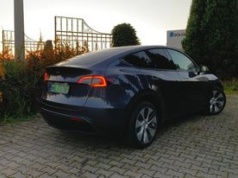 Prawie połowa Tesli nie przechodzi przeglądu. A były takie ładne, amerykańskie