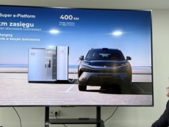 BYD zbuduje w Polsce sieć stacji ładowania o mocy 1 000 kW. Z magazynami energii, wystarczy im przyłącze 50 kW