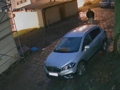 Buchnął tablicę rejestracyjną na olsztyńskim Zatorzu. Teraz szuka go policja