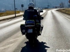 Motocykliści jeleniogórskiej drogówki rozpoczęli sezon. Intensywny pierwszy dzień służby