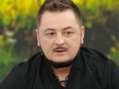 "Rodzina jest, była i będzie". Janusz Stechura o powodach odejścia  z "Farmy"