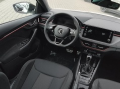 Rodzinna Skoda z automatem nie sprzedawała się przez dwa lata. W trzecim roku schodzi do 95 900 zł