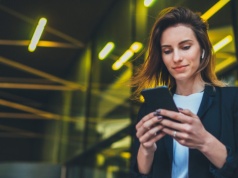 Zaskakujące zmiany w podatkach. Kupno używanego smartfona będzie tańsze