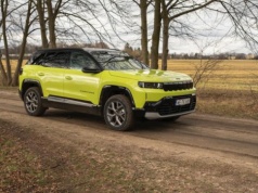 Pierwsza jazda: Jeep Compass – zelektryfikowany, ale z charakterem