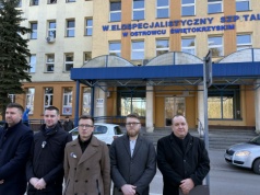 Konferencja Konfederacji w sprawie ostrowieckiego szpitala