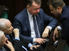 Kaczyński ma problem. W jednym z wariantów sondażu PiS poniżej 20 proc.