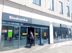 Biedronka oszalała. Wydłużone godziny otwarcia