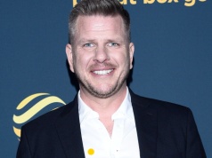 Filip Chajzer o sobie w trakcie kariery medialnej. "Teraz bym nie polubił"