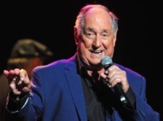 Neil Sedaka pilnie trafił do szpitala. 86-letni muzyk wymagał natychmiastowej pomocy